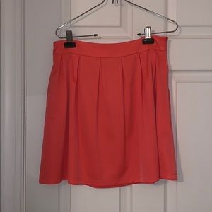 Peach skirt with pockets